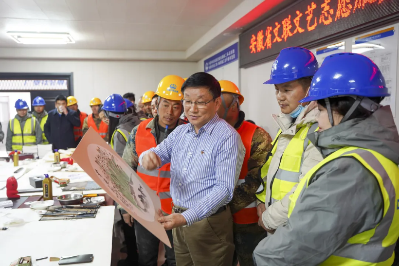 Z6��������ʱ���й������ٷ���վ